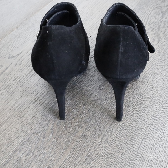 Stuart Weitzman Two Bucks Booties - Picture 3 of 6